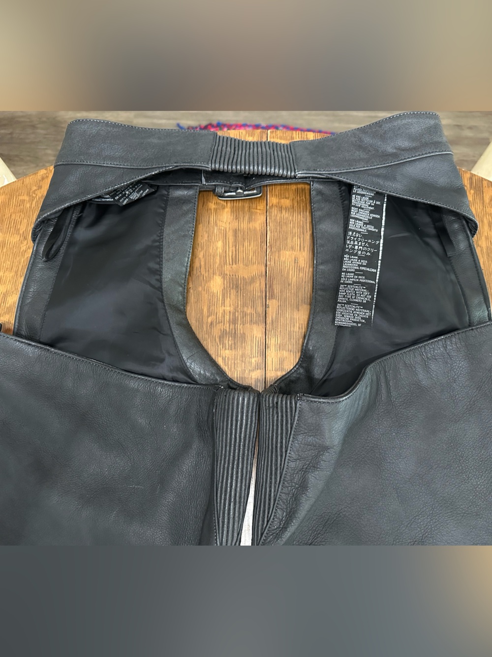 Harley Davidson Deluxe Leather Chaps (Men’s) - Picture 10 of 16